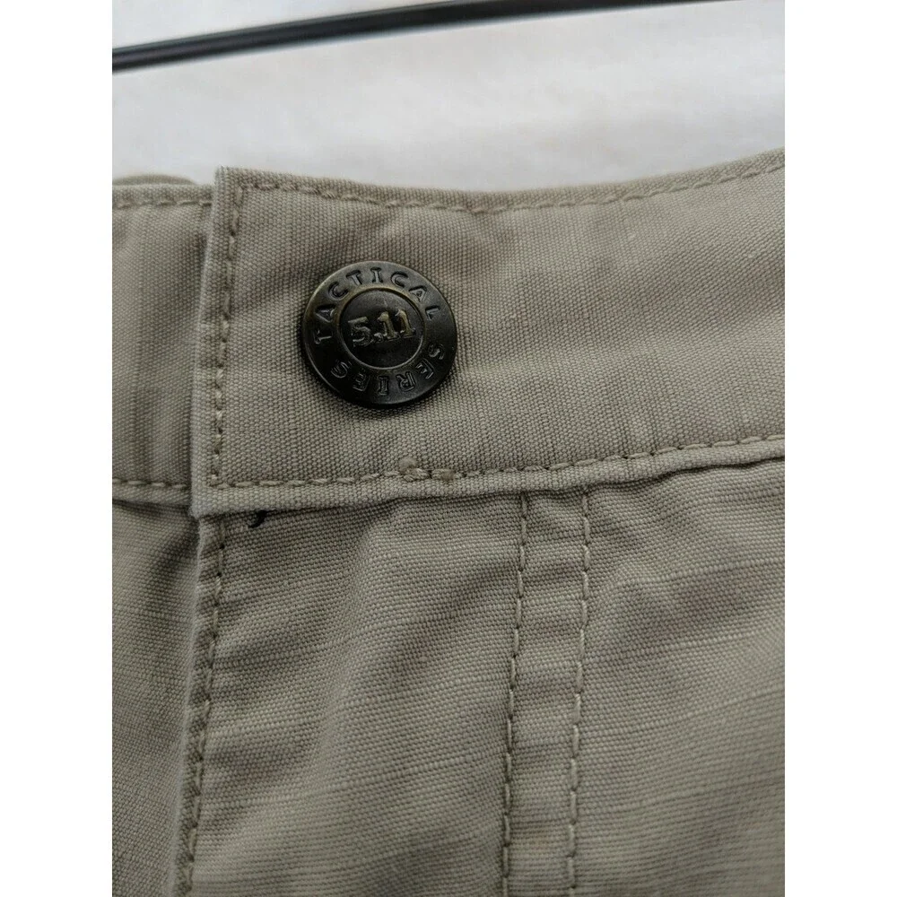5.11 Tactical Series 73308 Cargo Shorts Mens 32 Utility Ripstop Tan